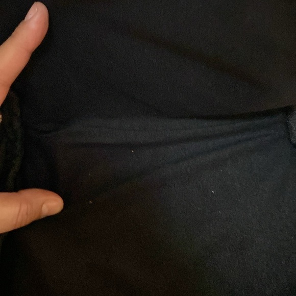 Black case - Picture 4 of 4